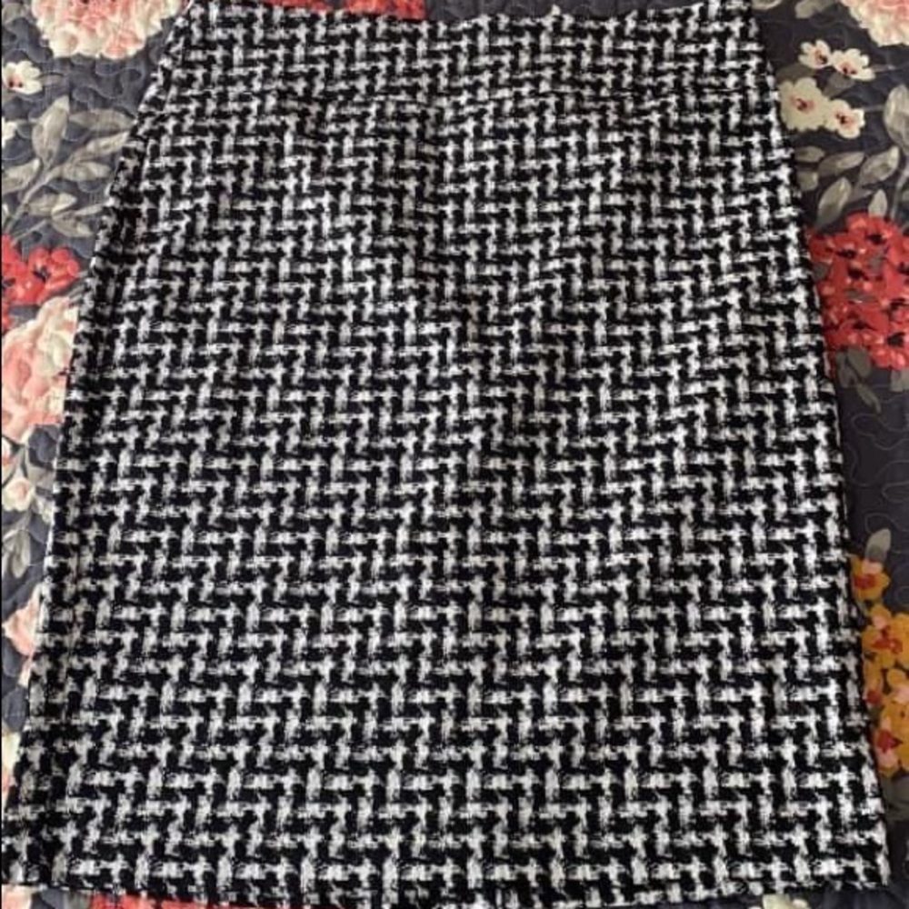 Pencil skirt
